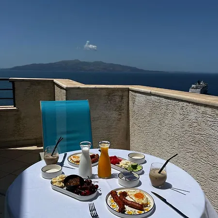 Bougainville View * Sarandë