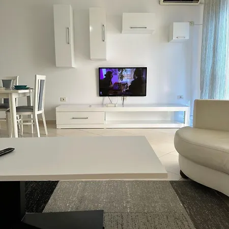 Bougainville View Apartamento *